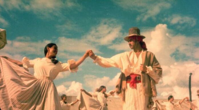 DANÇAS FOLCLÓRICAS E TRADICIONAIS GAÚCHAS