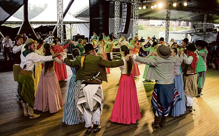 Dança Folclórica